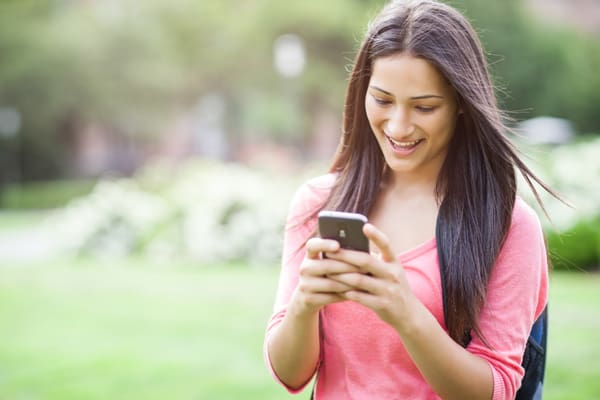 Diagnostican primer caso de WhatsAppitis