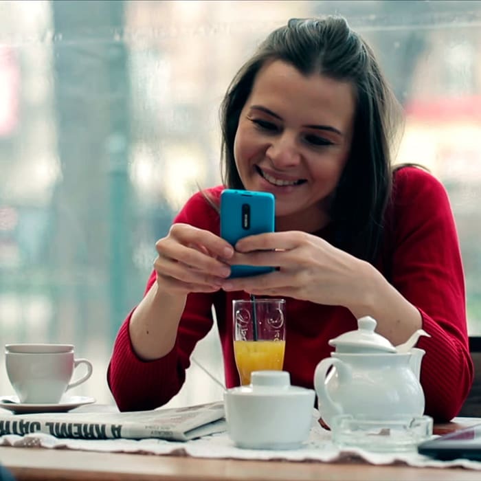 Diagnostican primer caso de WhatsAppitis