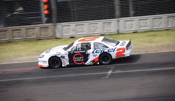 Luis Felipe Montaño logra la victoria en la segunda fecha de NASCAR