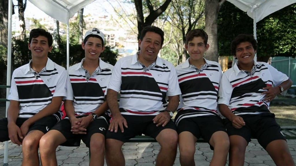 Equipo de Tenis Telcel