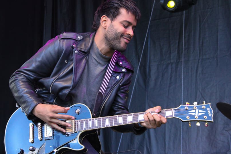 Twin Shadow