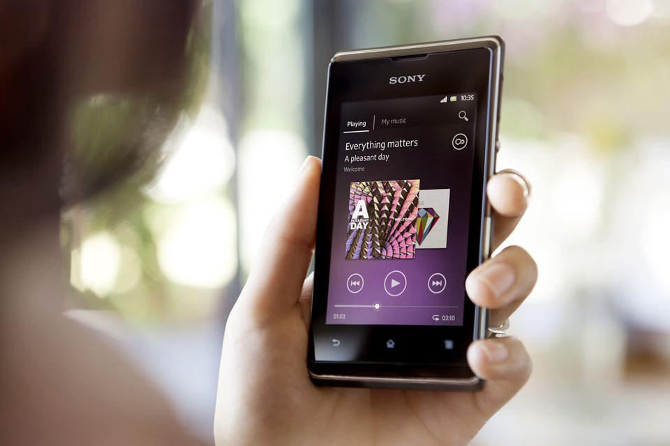 xperia stamina