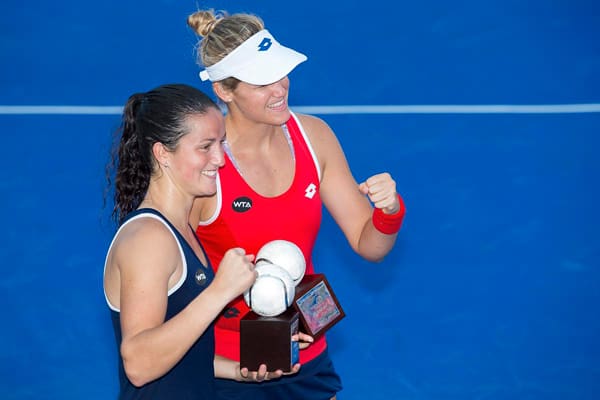 Lara Arruabarrena y María Teresa Torró-Flor