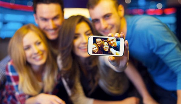 selfie-bar