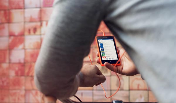 Lumia 532 3
