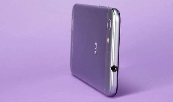 ZTE Blade V6