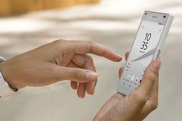 xperia-z5-compact-2