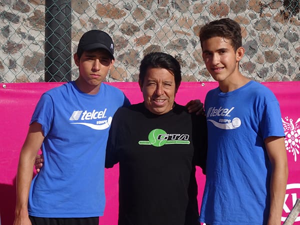 Equipo-de-Tenis-Telcel-director