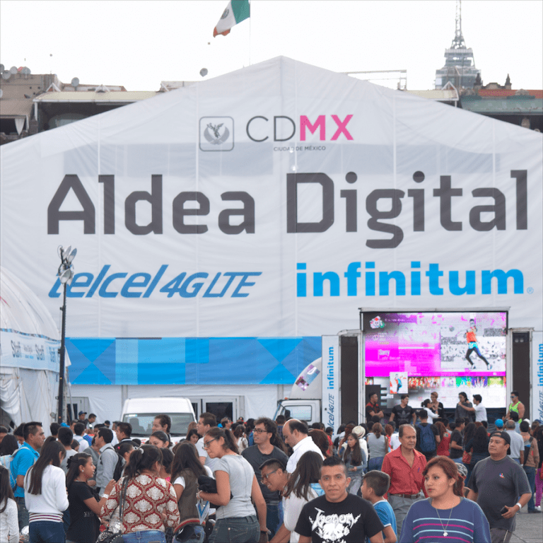 Carpa principal de Aldea Digital 2016