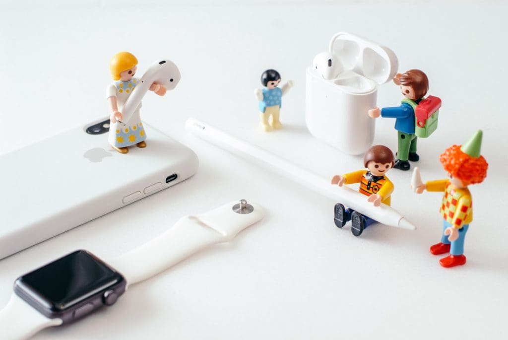 Consejos para mantener tus audífonos inalámbricos en buenas condiciones. *Foto: Unsplash