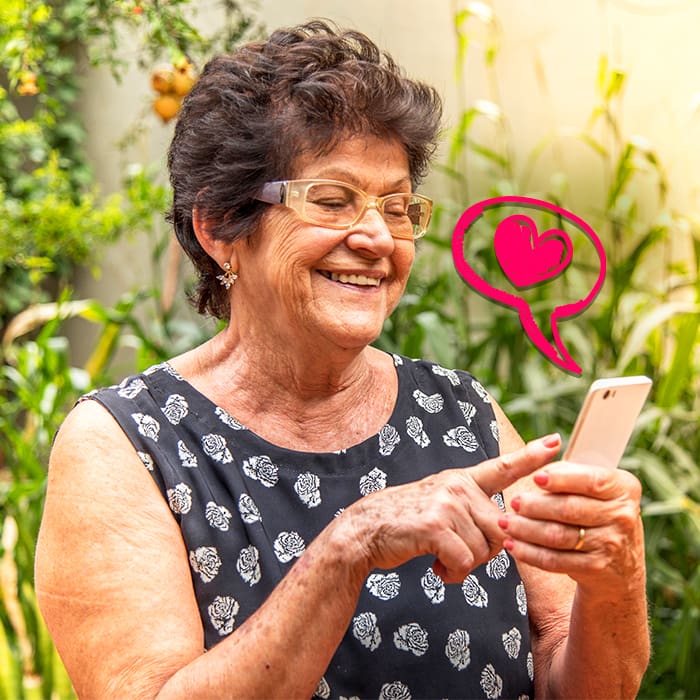 reconectados challenge programa de Telcel enseña abuelitos tecnología