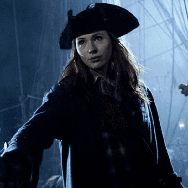 Karen Gillan Piratas del Caribe Johnny Depp 