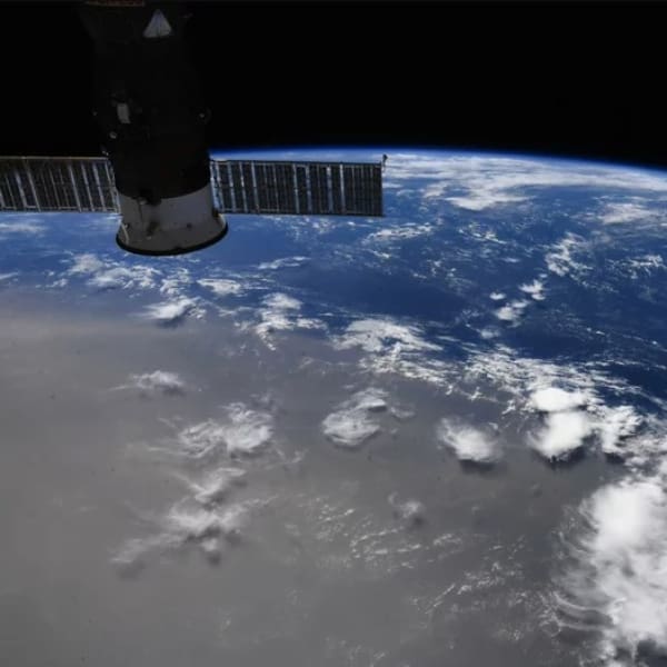 Nube desierto Sahara NASA