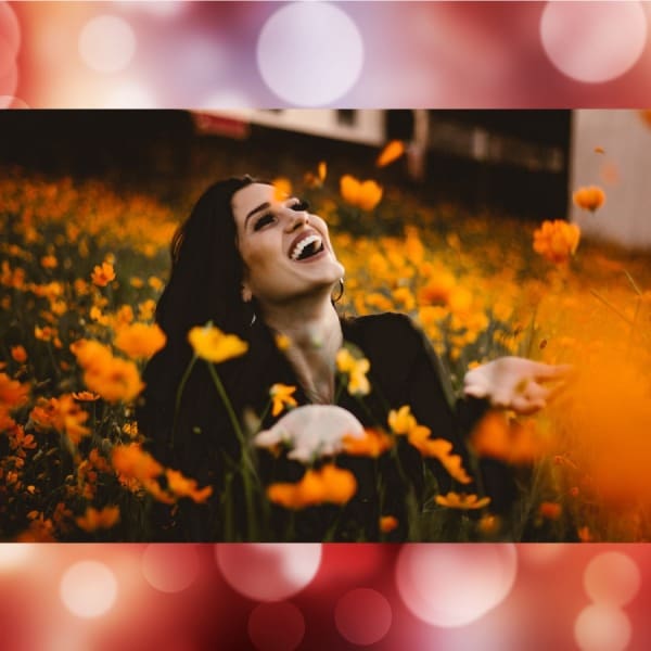 mujeres con la mente ocupada son más felices