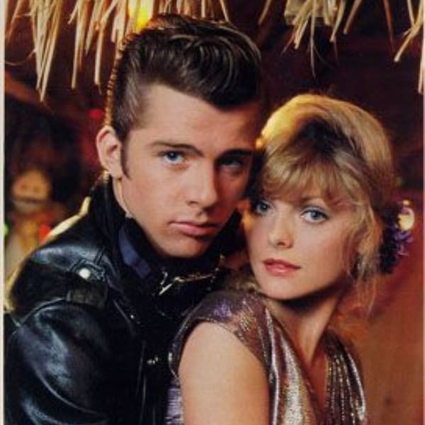 Vaselina precuela Summer Lovin 