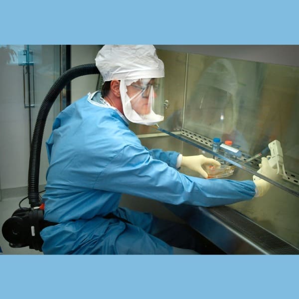 Fundación Slim firma acuerdo con AstraZeneca para producir vacuna contra COVID-19