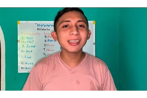 Santos Tuz maestro lengua maya TikTok 