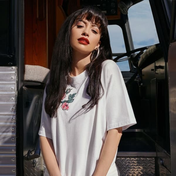 Christian Serratos en Selena: La Serie de Netflix 