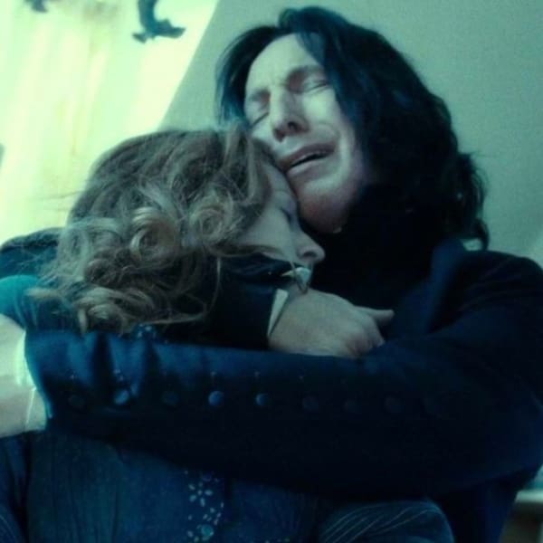 Snape encuentra muerta a Lilly Potter en Harry Potter y las reliquias de la muerte, Parte 2 