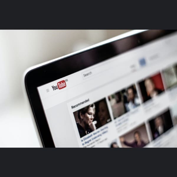 como descargar videos de youtube en el celular