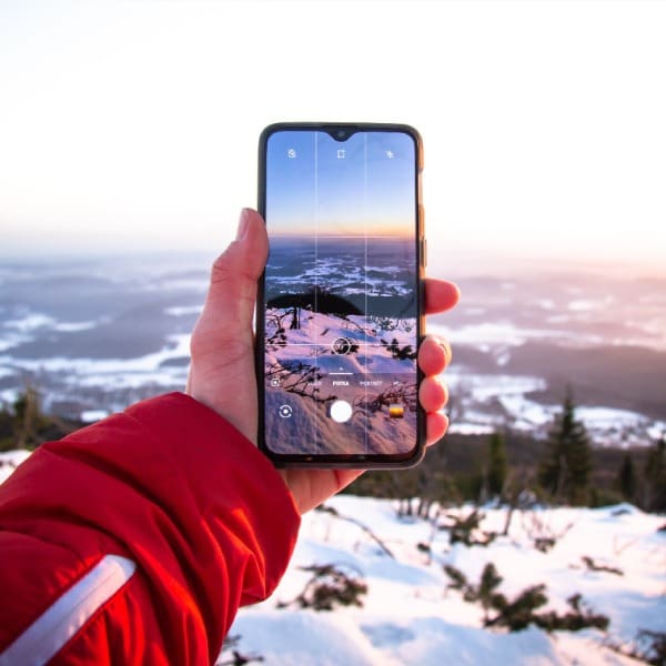 consejos para cuidar el celular del frío