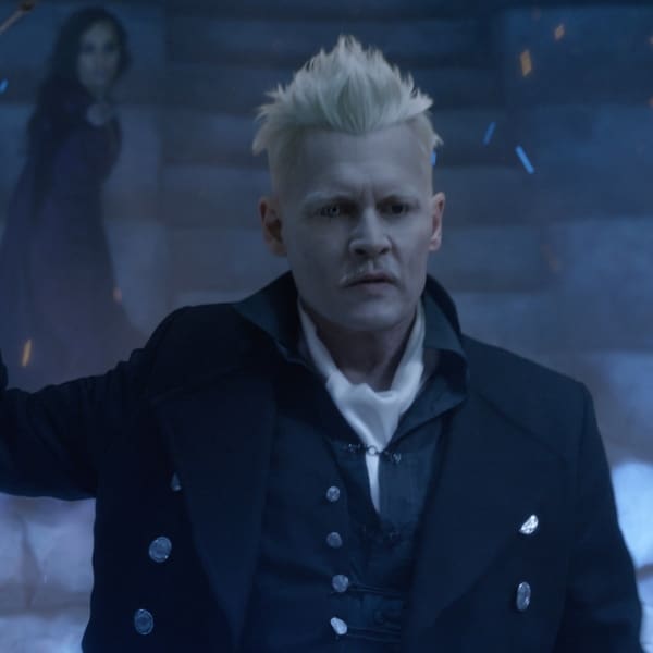 Johnny Depp como Grindelwald escena Animales Fantásticos 