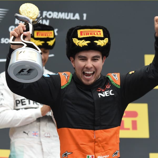 podio checo perez en rusia