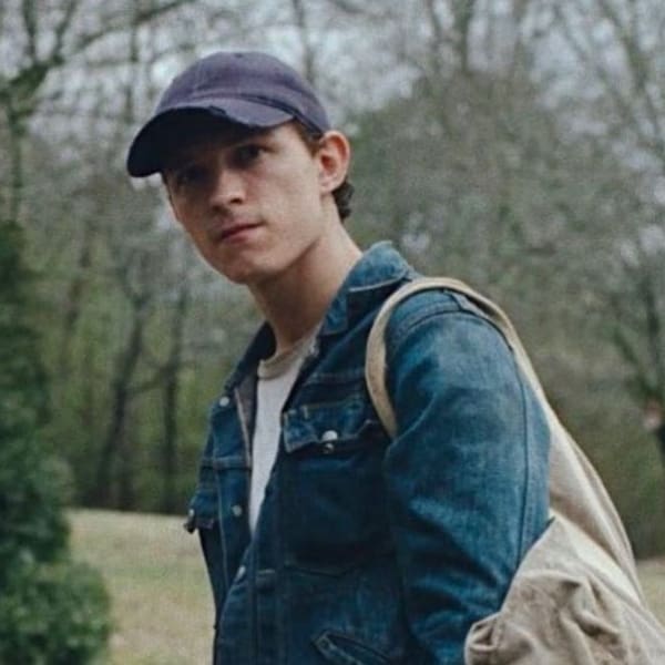 Tom Holland en El diablo a todas horas de Netflix 