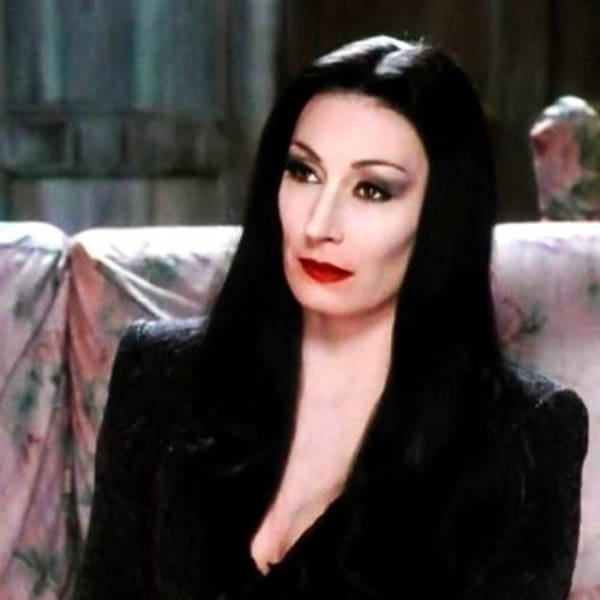 Morticia Addams, Anjelica Huston 