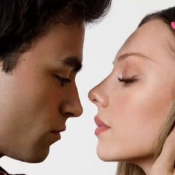 Samuel y Carla póser cuarta temporada Élite 