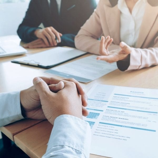 Entrevista de trabajo, curriculum vitae 