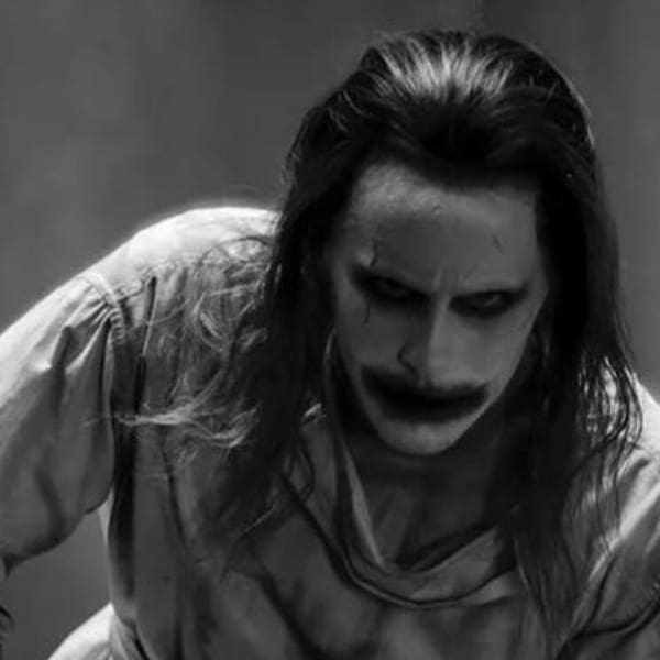 SnyderCut Joker blanco y negro 