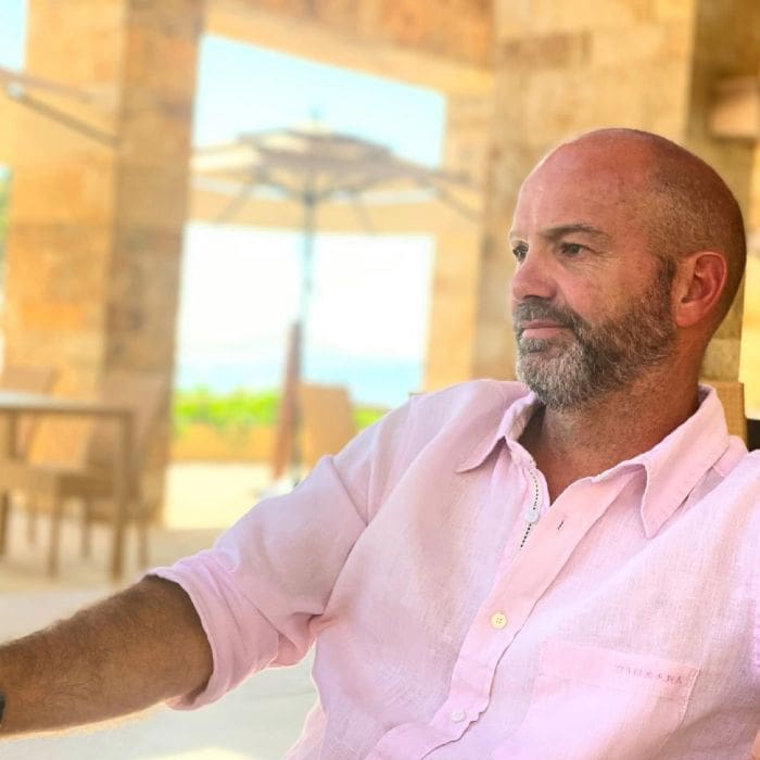 Luis García: Conoce todo sobre “Mis tres vidas” - Blog HolaTelcel