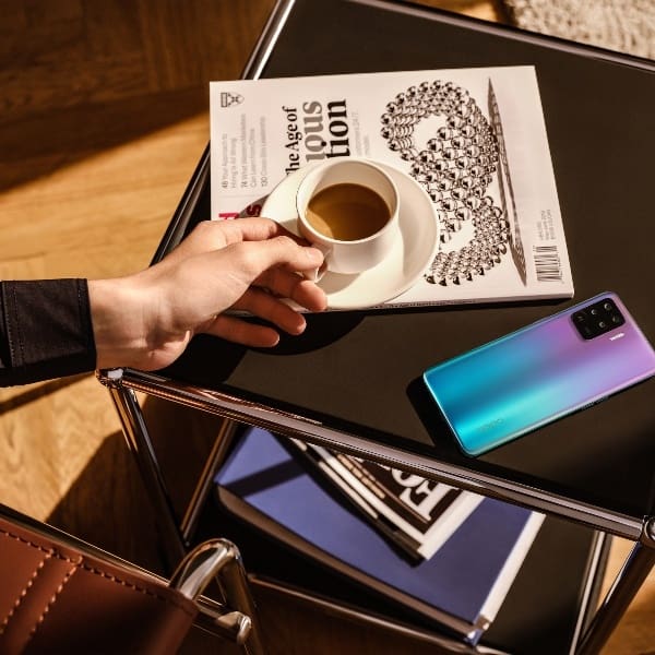 El OPPO Reno5 Lite te ofrece un gran diseño en un equipo ligero y delgado- Blog HolaTelcel 