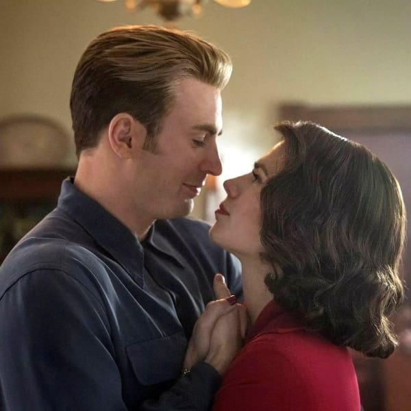 Nueva serie de Capitán América con Chris Evans contaría cómo fue el reencuentro entre Steve Rogers y Peggy Carter.- Blog Hola Telcel