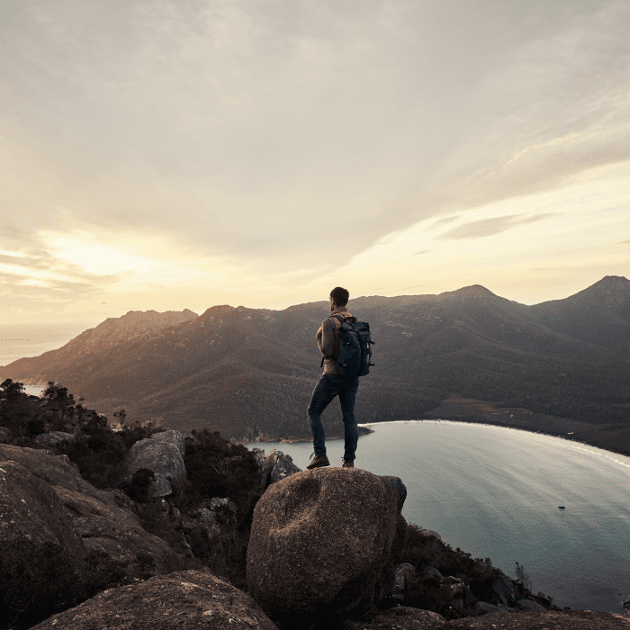 7 Wonders Walk Jonathan Montoya, el mexicano que le dará la vuelta al mundo caminando - Blog Hola Telcel