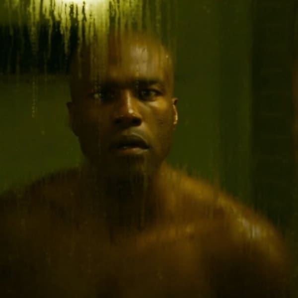 Yahya Abdul-Mateen en tráiler de Matrix 4 Resurrection - Blog Hola Telcel