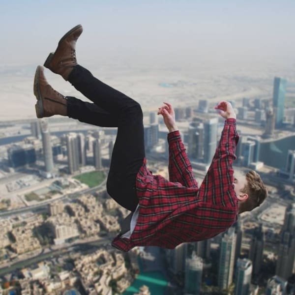 Al fenómeno de sentir que te caes cuando duermes se le llama sacudida hípnica.- Blog Hola Telcel