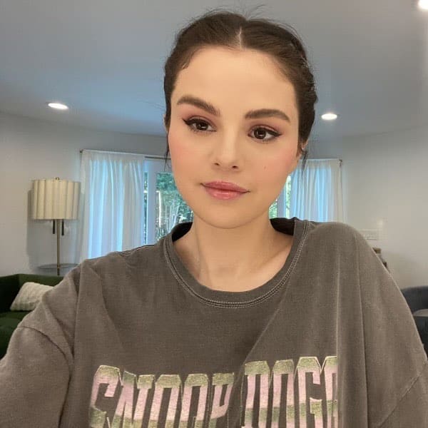 La idea de WonderMind surgió después de que Selena Gomez delegara sus redes sociales a profesionales por comentarios hate.- Blog Hola Telcel 