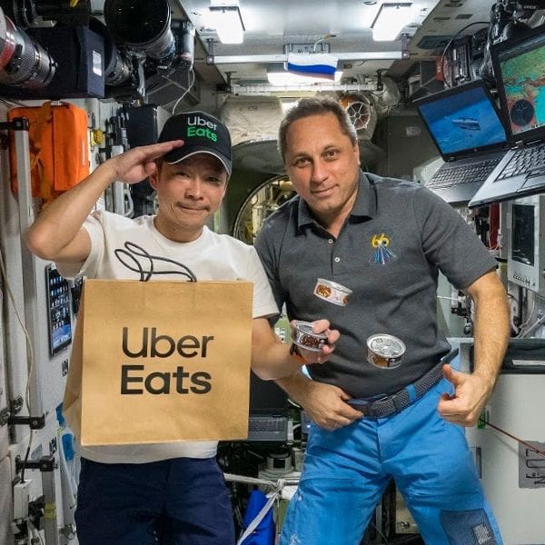 Uber entrega comida japonesa en la estación espacial - Blog Hola Telcel