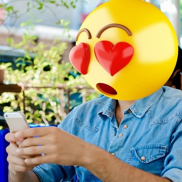 Todos tienen sus emojis favoritos de WhatsApp, descubre cuáles son los tuyos y los que más utilizaste en el año.- Blog Hola Telcel