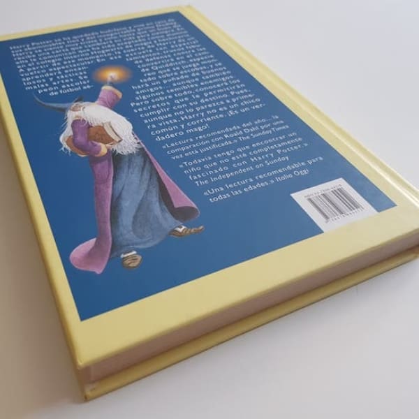 Fans pagan miles de euros por la primera edición de Harry Potter y la piedra filosofal.- Blog Hola Telcel