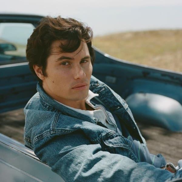 Chase Stokes, actor que le daría vida a Johnny Storm, la Antorcha Humana en Los 4 fantásticos.- Blog Hola Telcel 