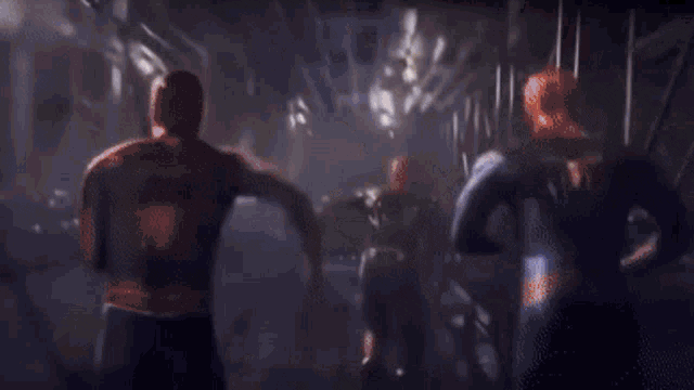 Tobey Maguire, Andrew Garfield y Tom Holland en Spider-Man No Way Home que ya puedes difrutar en compra o renta en Claro video - Blog Hola Telcel 