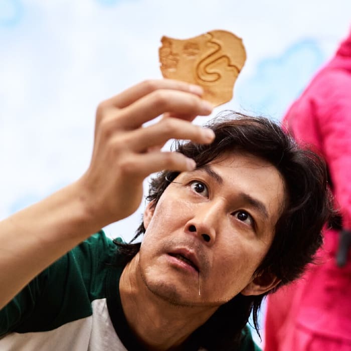 Más violenta y controvertida será Killing Old People Club, la nueva película del director Hwang Dong-hyuk - Blog Hola Telcel