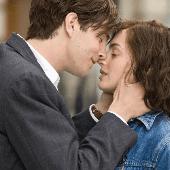 Emma y Dexter se dan un beso en la película siempre el mismo día el 15 de julio.- Blog Hola Telcel