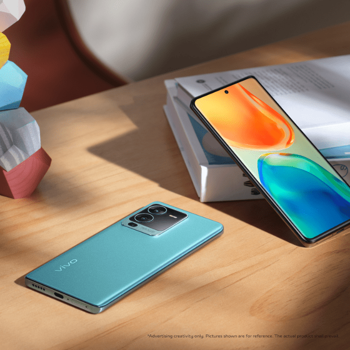 Los nuevos celulares vivo V25 son fantásticos y cambian de color gracias a los materiales con los que están hechos y su inteligencia artificial.- Blog Hola Telcel