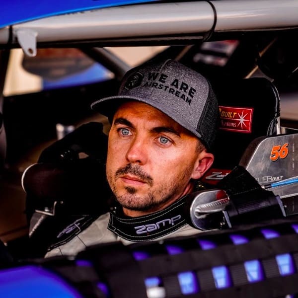 Frankie Muniz, el actor de 'Malcolm el de en medio' competirá como piloto profesional de NASCAR.-Blog Hola Telcel
