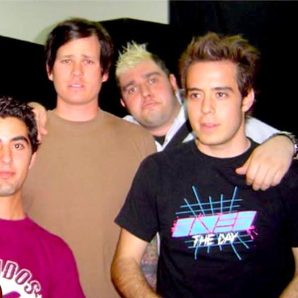 Las lesiones del baterista Travis Barker causan que la banda cancele conciertos en México.-Blog Hola Telcel