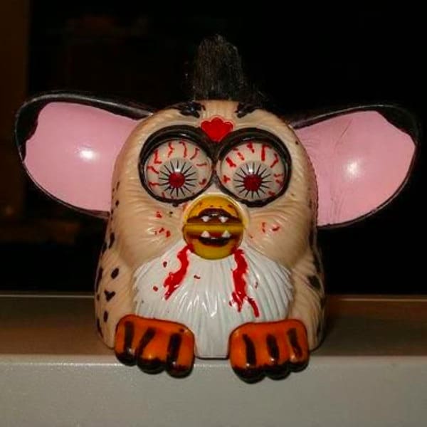 Conoce cómo fue la espeluznante fusión entre un Furby y una IA.-Blog Hola Telcel.jpeg